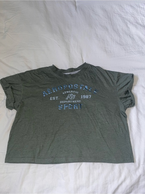 Aeropostale Tops - Aeropostale Olive Green Crewneck cropped Tee with Blue Sport Logo